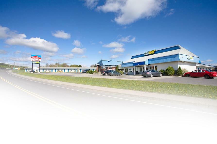 Motel Claude Degelis Экстерьер фото
